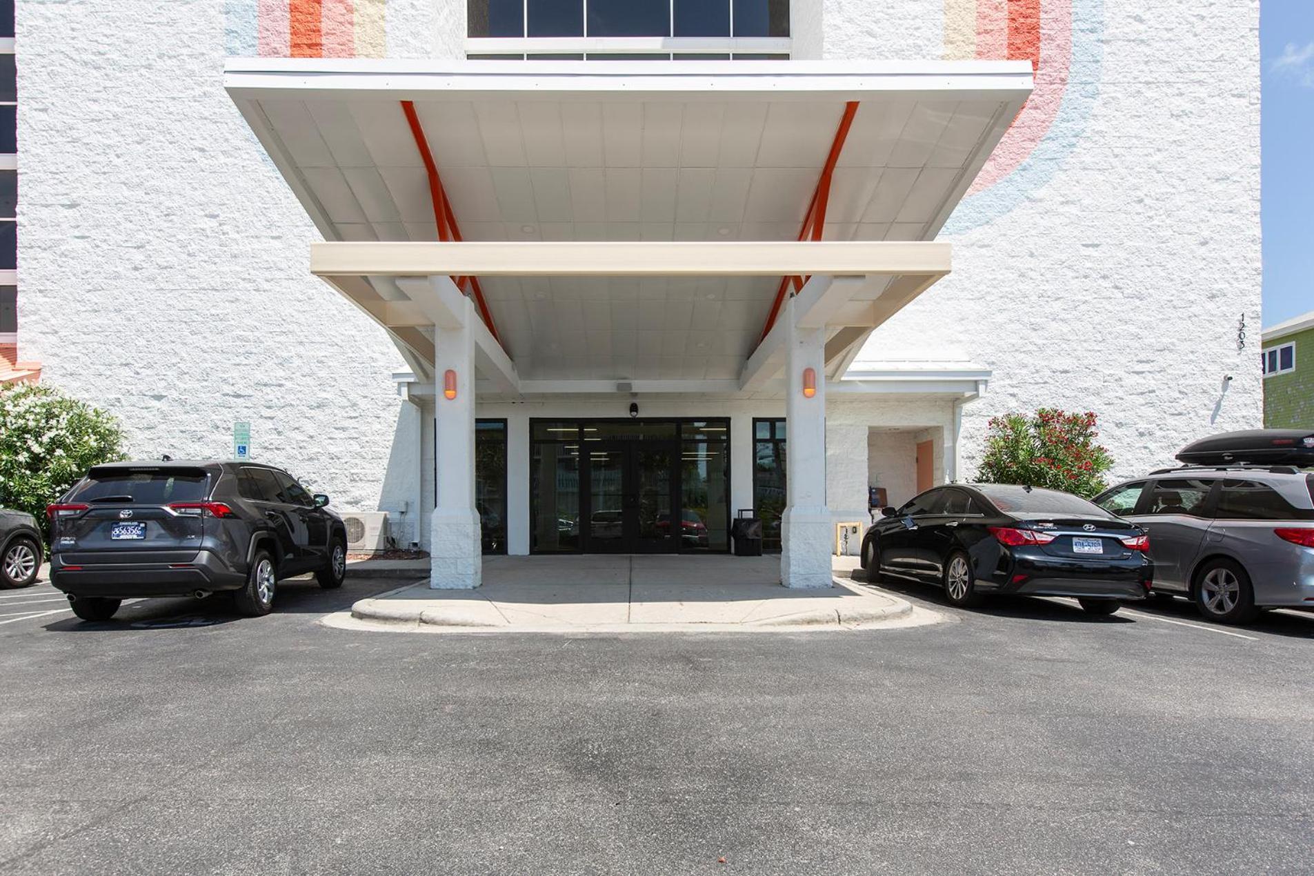 Golden Sands Oceanfront Hotel Carolina Beach Exterior foto